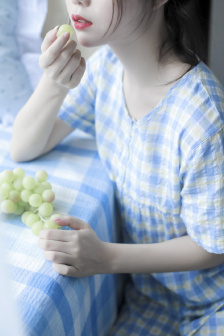 女性穿戴自慰器走路上班图片